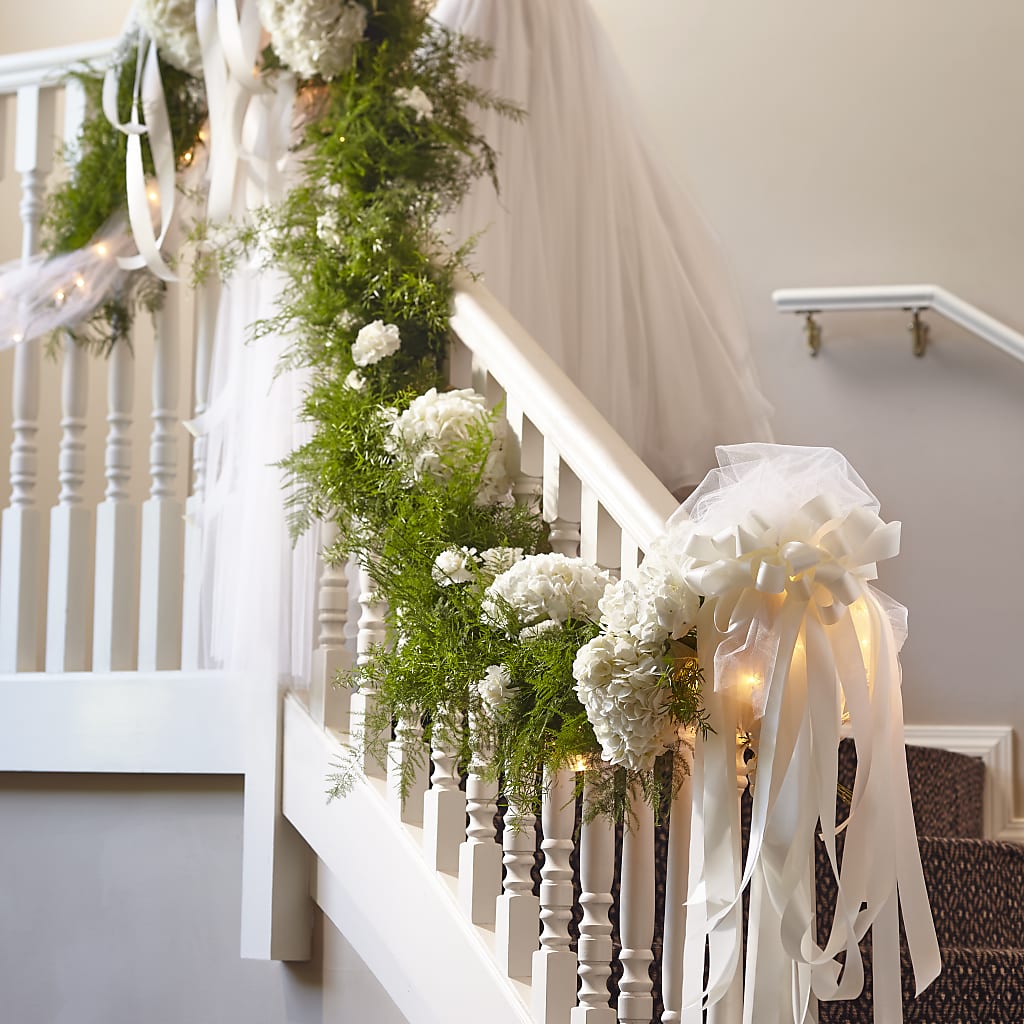 Champagne Dreams Garland – Maplewood Florist, Maplewood NJ