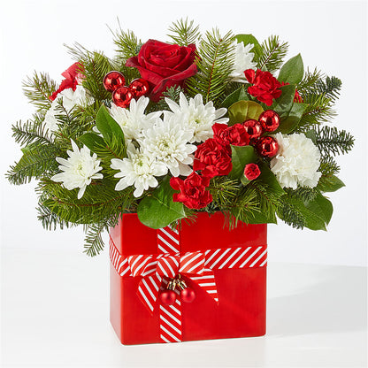 Presents Under the Tree Bouquet –  Maplewood Florist, Maplewood NJ