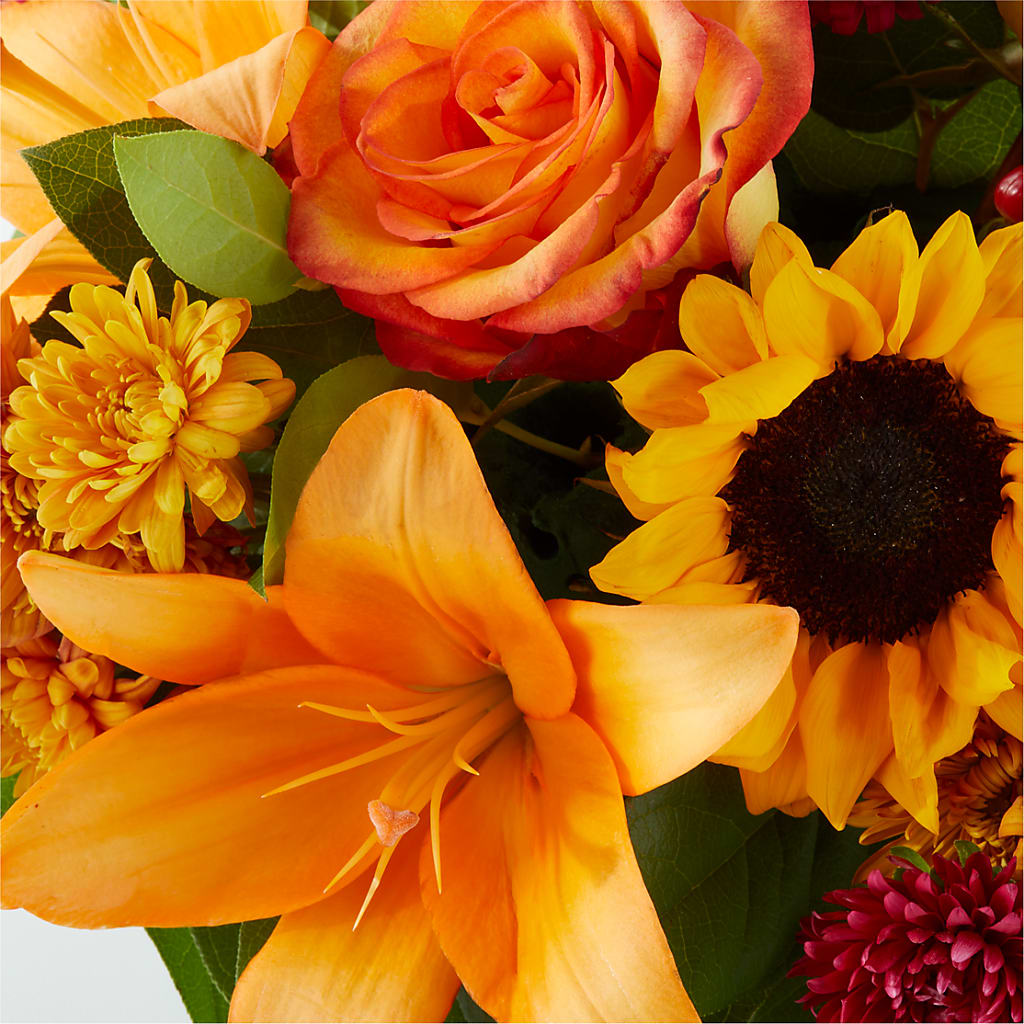 Grateful Centerpiece –  Maplewood Florist, Maplewood NJ