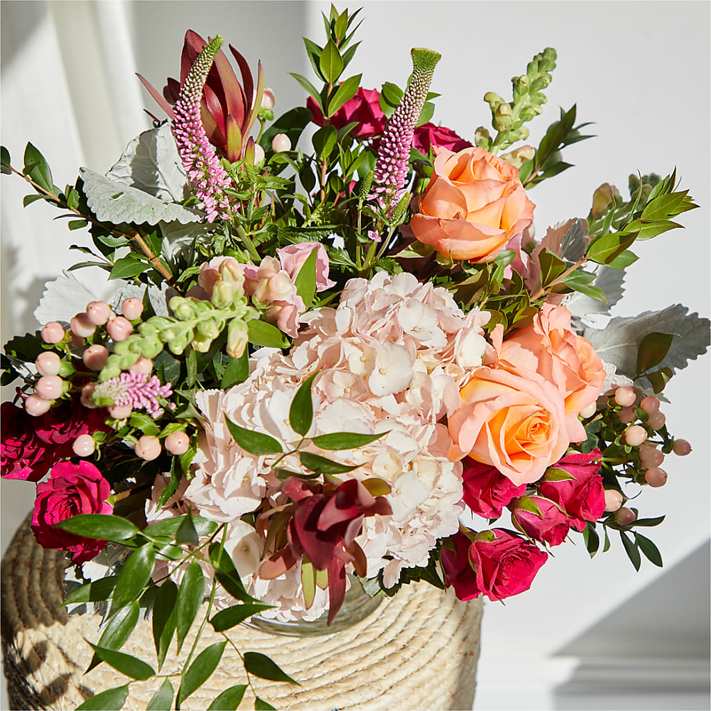 Glitz & Glam Bouquet –  Maplewood Florist, Maplewood NJ