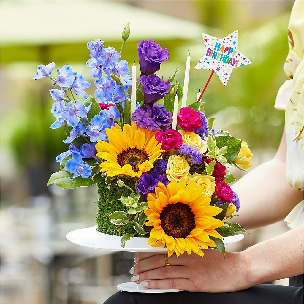 Star of the Day Floral Cake –  Maplewood Florist, Maplewood NJ